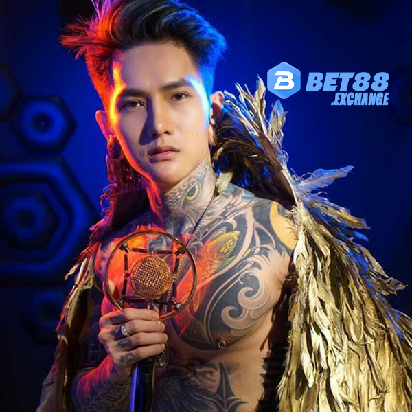 Tác giả Bet88 – Đặng Quốc Khanh